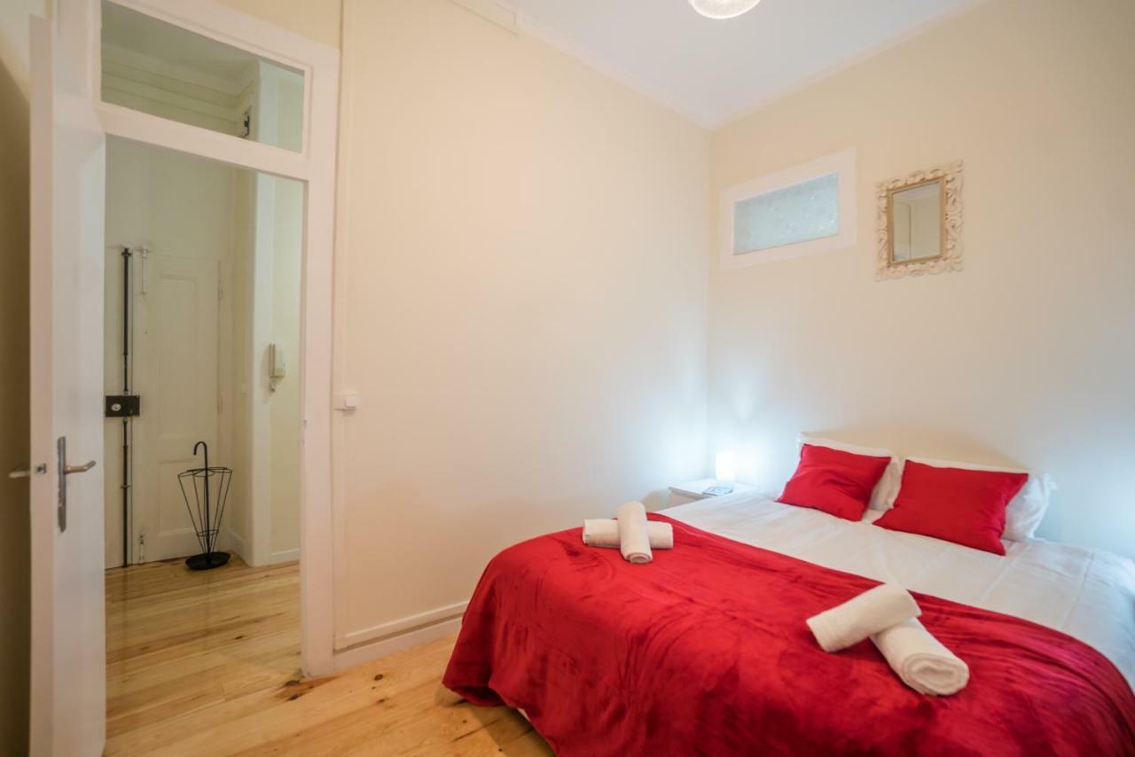 Mouraria 2 Bedroom Apartment Lisbona Esterno foto